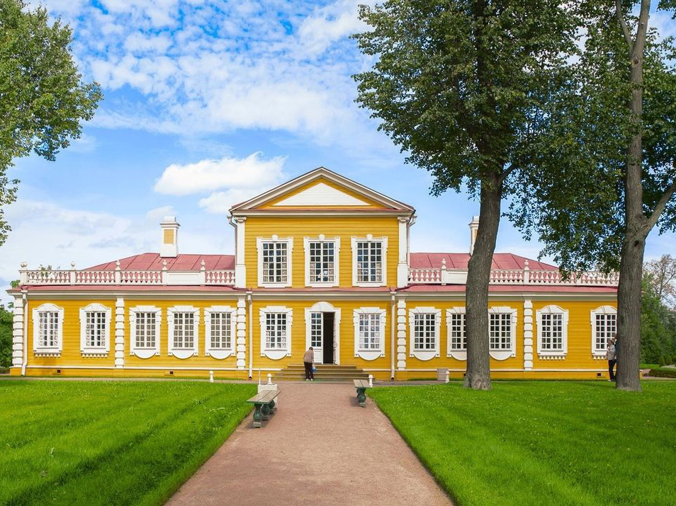 Илл. 6. Деревянный дворец Петра I в Стрельне.